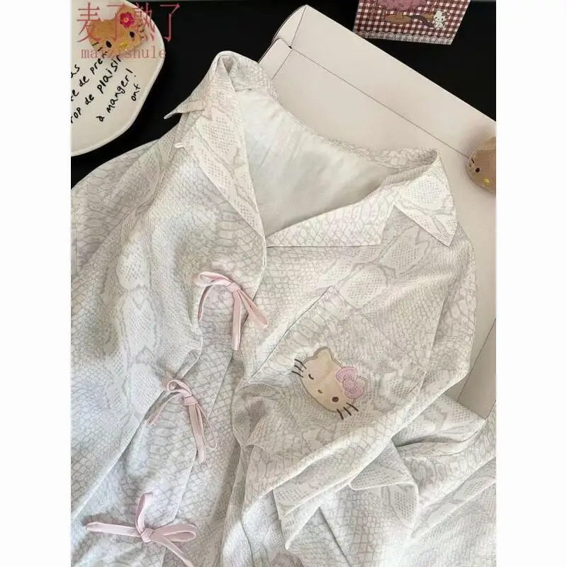 

Студенческая пижама Sanrio, 2 шт., новый стиль «Hello Kitty», с длинными рукавами, весенне-осенний стиль, хлопковые брюки с облаком, комплект домашней одежды