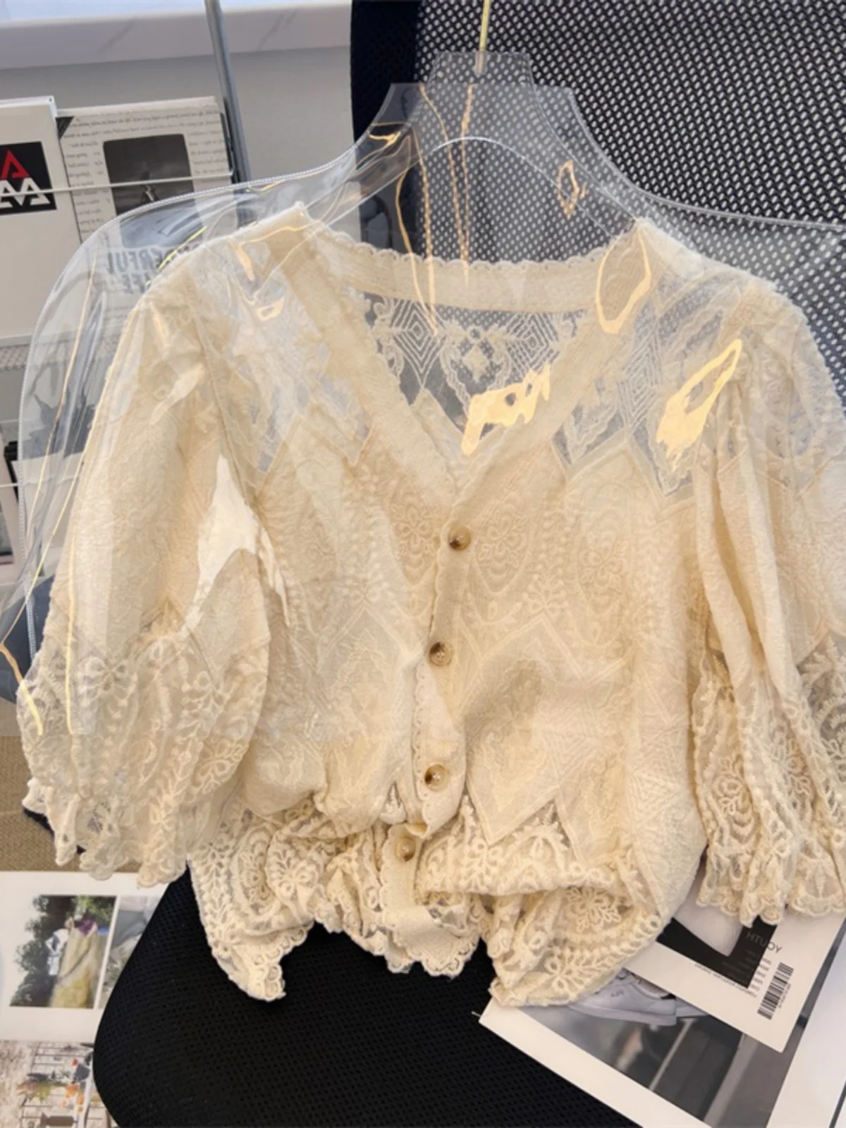 Gestickte, ausgehöhlte Bubble Sve V-Ne irt Plus Size Damen Faion Lässige Baumwollbluse Spitze Spleißen Künstlerische Sle