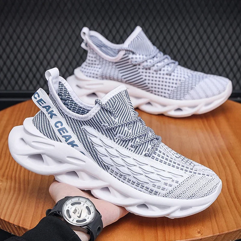 Running Shoes Mesh Breathable Sports Sneakers Men Light Soft Thick Sole Hole Couple Shoes Athletic Sneakers Women Shoes