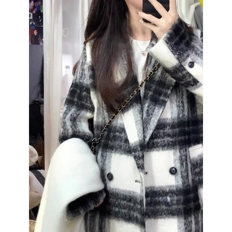 

Tweed coat female autumn and winter new plaid thickening Korean loose senior sense of coat