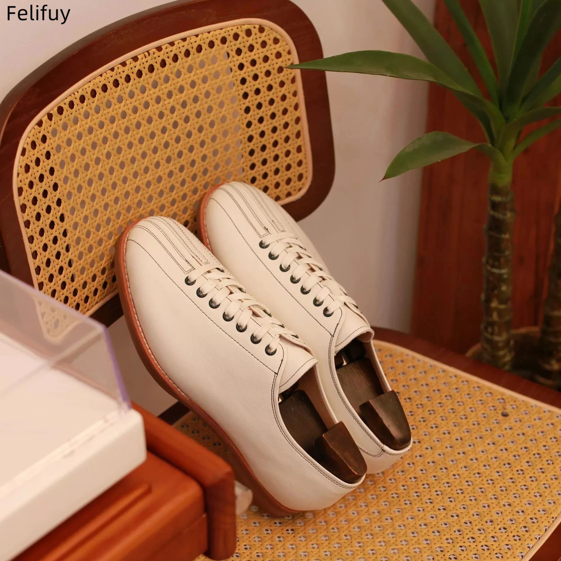 

Retro Lace-Up Racing Men's Flats Classic round Toe Casual Genuine Leather Shoes Comfortable Lightweight Fashionable Trendy Shoes
