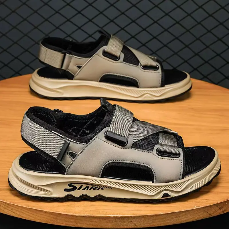 

Новинка 2024, мужские летние кожаные повседневные спортивные сандалии на крючках, нескользящие удобные уличные пляжные сандалии на мягкой подошве, обувь для вождения