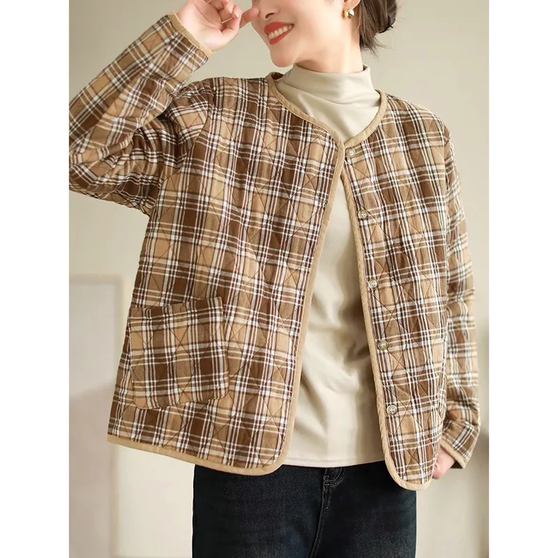 

2023 New Arrival Autumn Winter Women Casual Long Sleeve Plaid Parker Thickening Warmth O-neck Single Breasted Cotton Coat V761