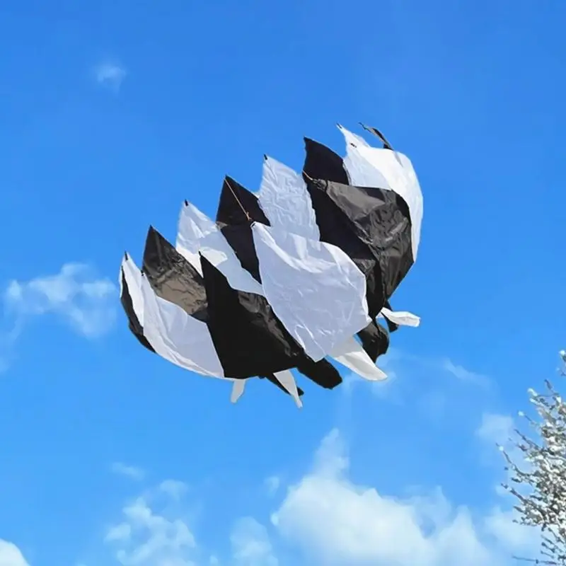 Oversized Rotating Flower Display Kites for Beach and Park Open Air Use
