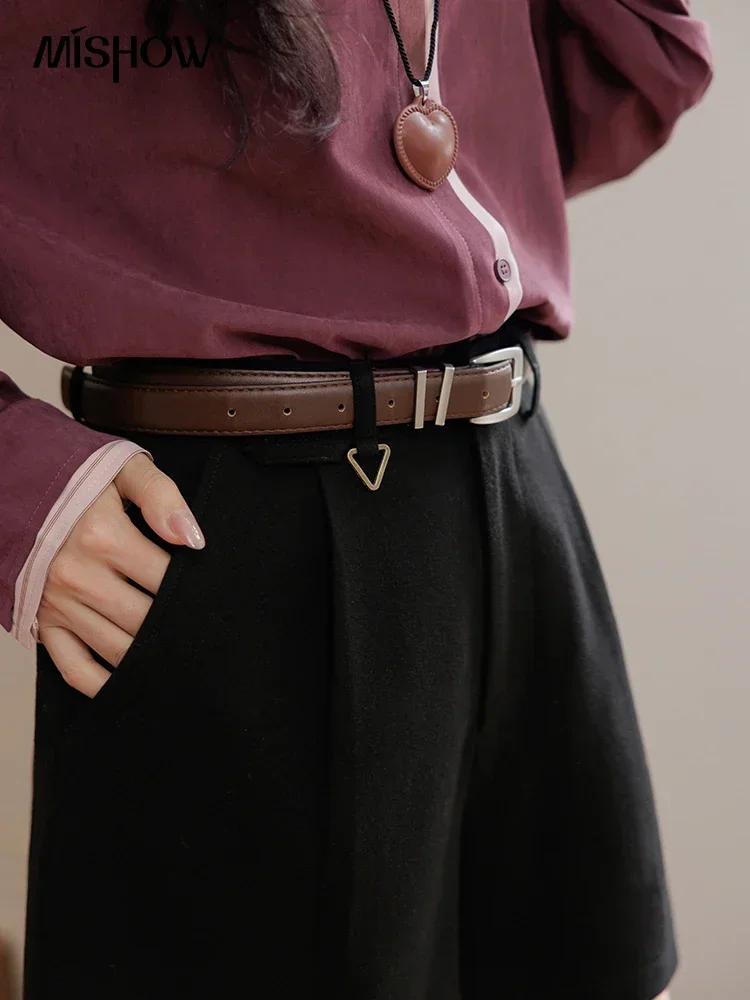 MISHOW Black Wide Leg Casual Shorts for Women Autumn 2024 High Waist Slim Fashion Short Pants with Metal Decoration MXD44K0757