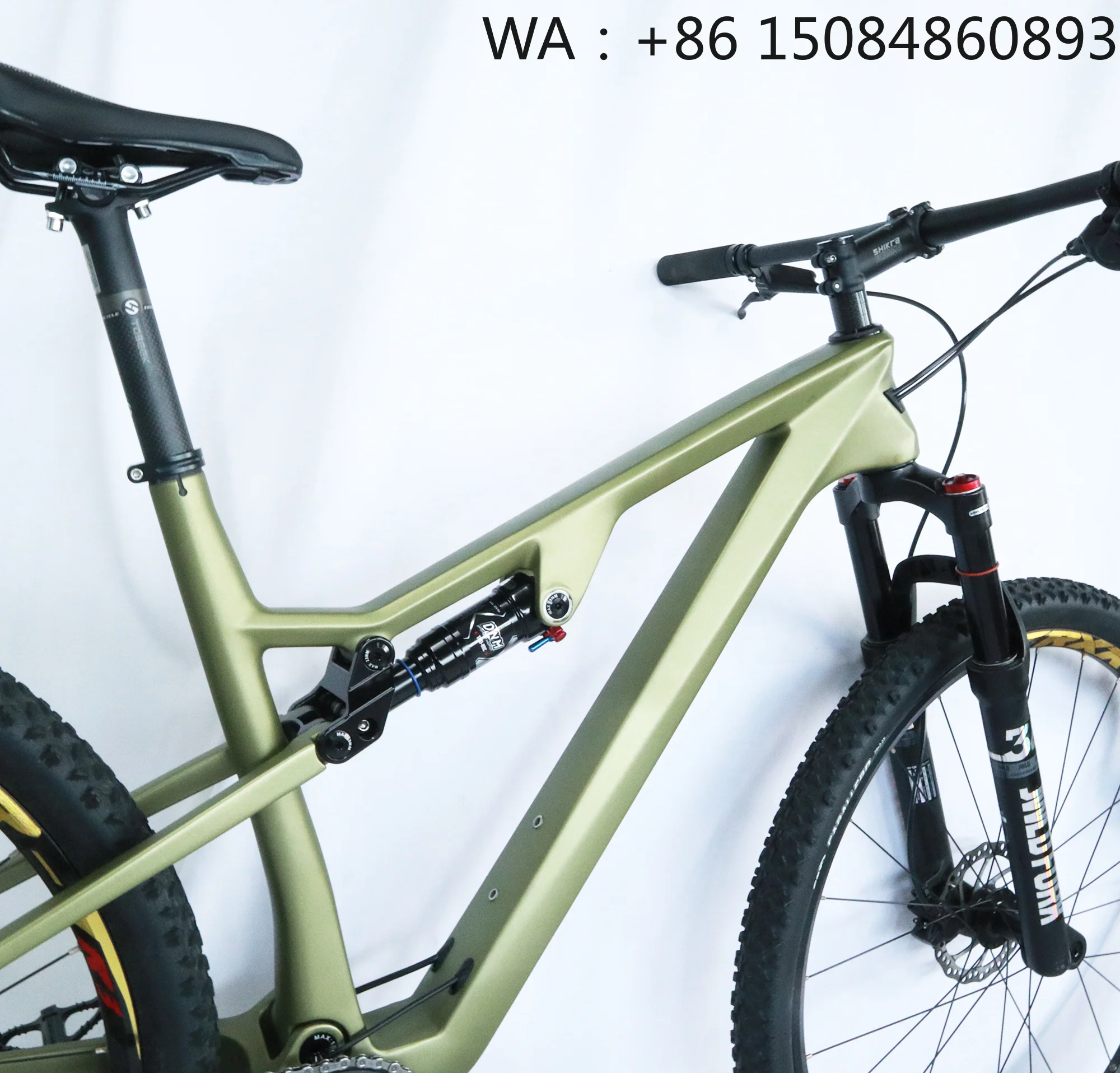 

Professional OEM Aero Carbon Road Bike, Carbon Fiber Material, Ultralight Frame High Speed Competition Cycling Bicycle