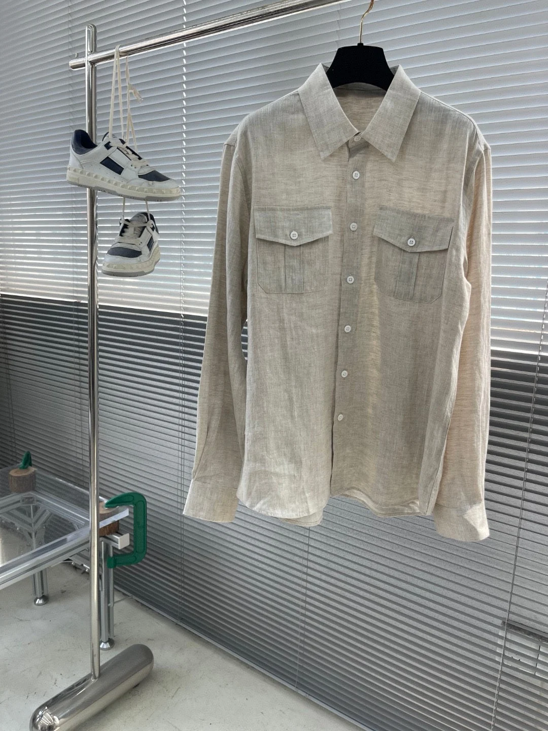 

LP Итальянская 25ss100% льняная повседневная рубашка с длинными рукавами