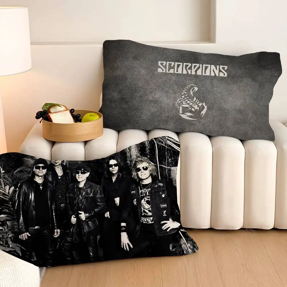 Band S-Scorpion Quick-Dry Polyester Pillowcase for Adult Women, Anti-Oil, Non-Slip, Sweat-Absorbent, Home Use