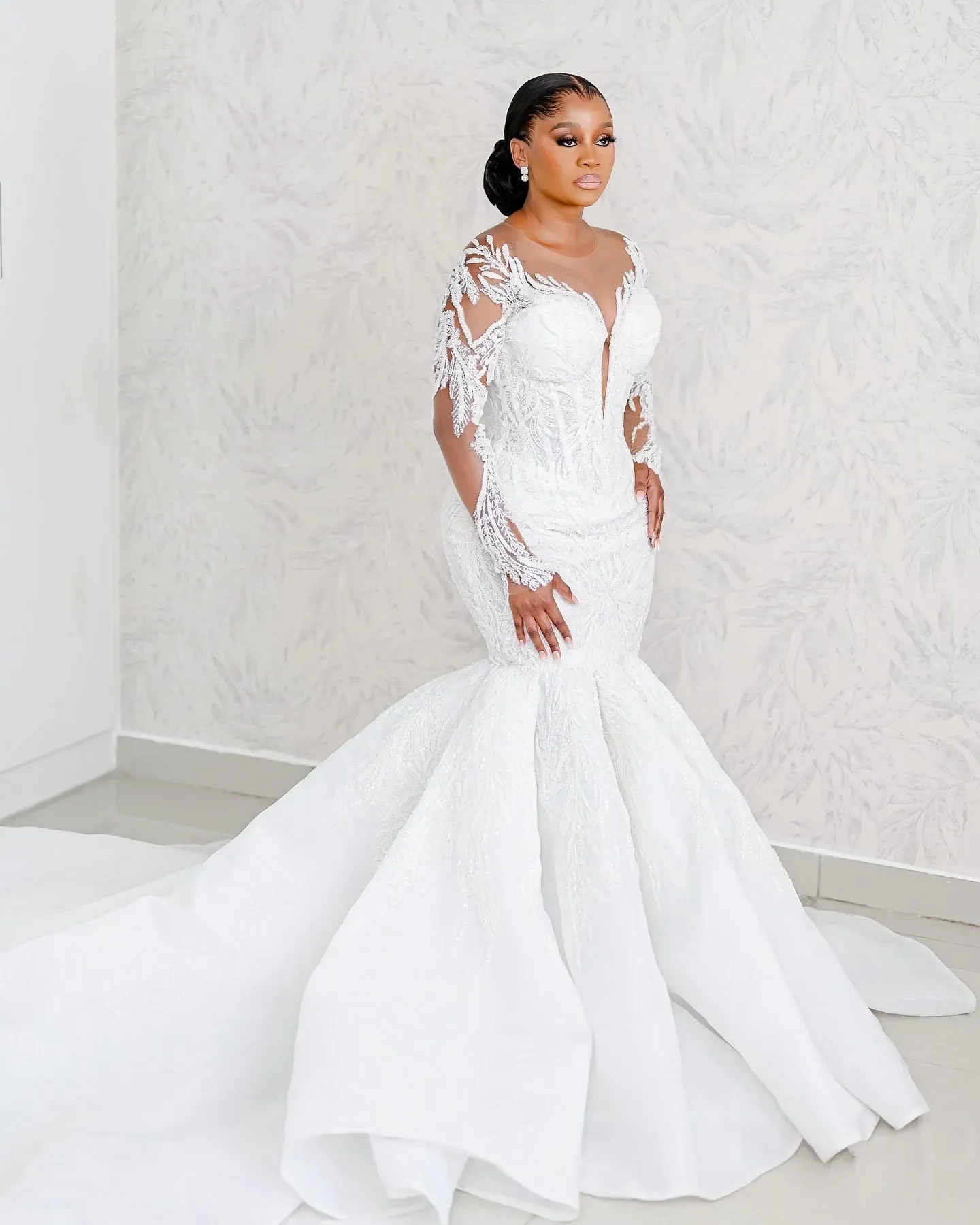 

Customized Arabic Aso Ebi Plus Size Ivory Satin Mermaid Wedding Dresses Sequined Lace Sheer Neck Full Sleeves Bridal Gowns Dress