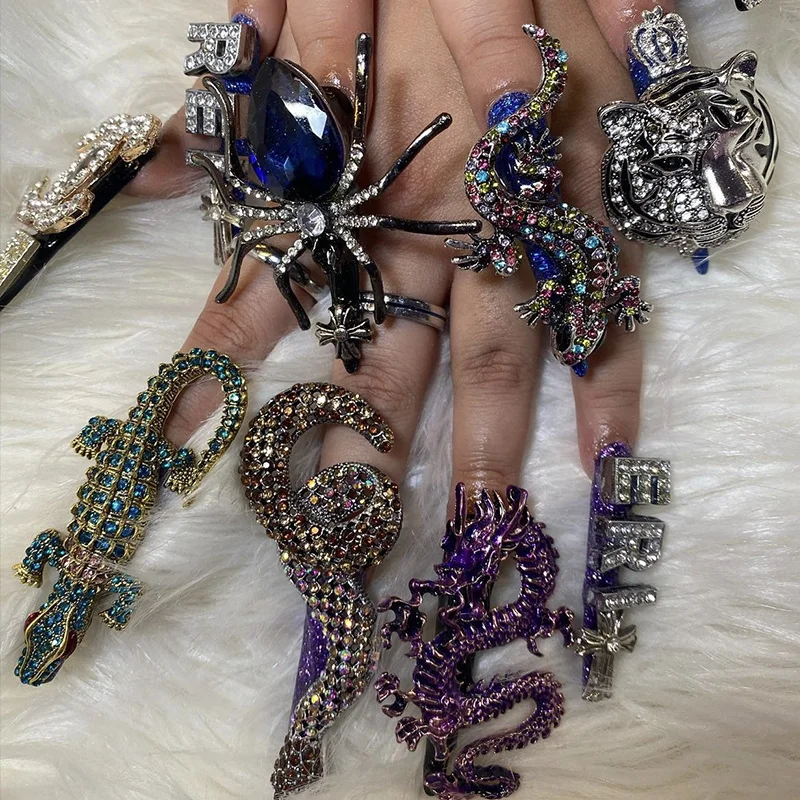 Big Horse Shape Nail Charms Green Crystal Crocodile Punk Style for DIY Jewelry Manicure Nail Art Decorations Accessories