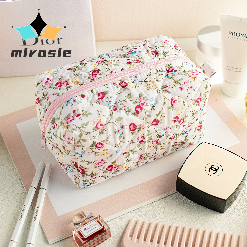 MIROSIE-Floral Gingham Makeup Bag, Travel Skincare Pink Zipper Pouch, Toiletry Organizer for Beauty, Quilted Gingham Inner Bag