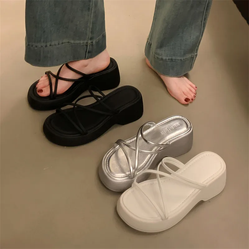 Shoes Women Low House Slippers Platform Shale Female Beach Beige Heeled Sandals Slides Pantofle Soft Sabot Black 2024 Rubber Ro