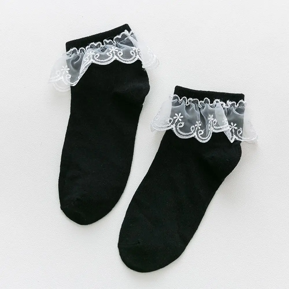 

Comfortable Harajuku Lolita Cotton Girls Ruffle Frilly Short Socks Princess Socks Ankle Socks