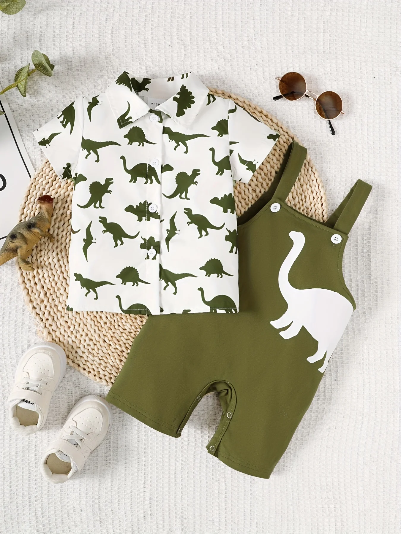 Frühlings- und Sommer-Dinosaurier-Kurzarmhemd mit Overall, 2-teiliges Set