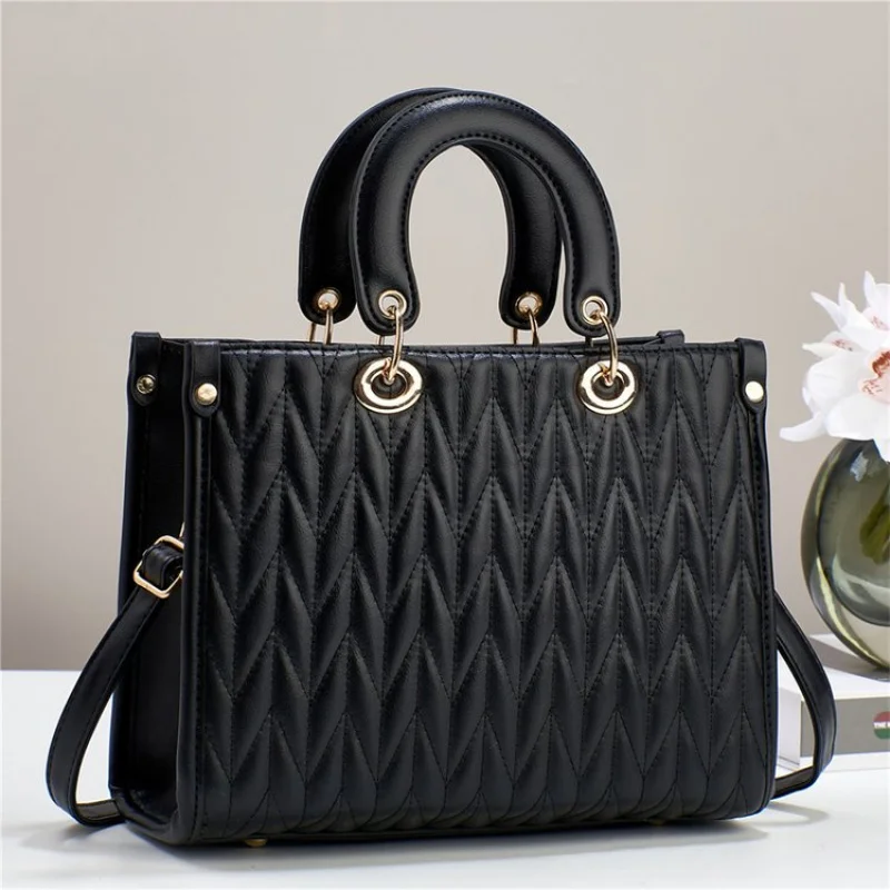 

Известная дизайнерская кожаная женская сумка-тоут, модная элегантная сумка через плечо, шикарная фурнитура, винтажная повседневная сумка на каждый день ​