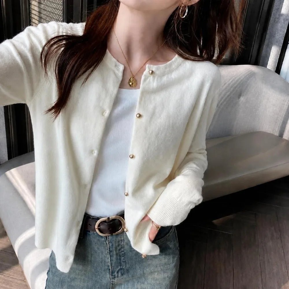 Casual Long Sleeve Knit Cardigan Single Breasted Solid Color Women Cardigan Round Neck Knit Jacket