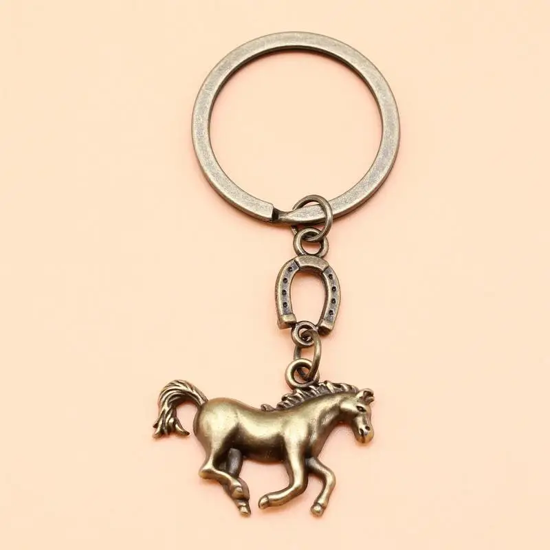 Kreativer Pferde-Metall-Schlüsselanhänger Vintage Pferde-Anhänger Schlüsselring Taschen-Schlüsselanhänger Dekoration Neujahrs-Maskottchen Souvenir Geschenk – Detail 6