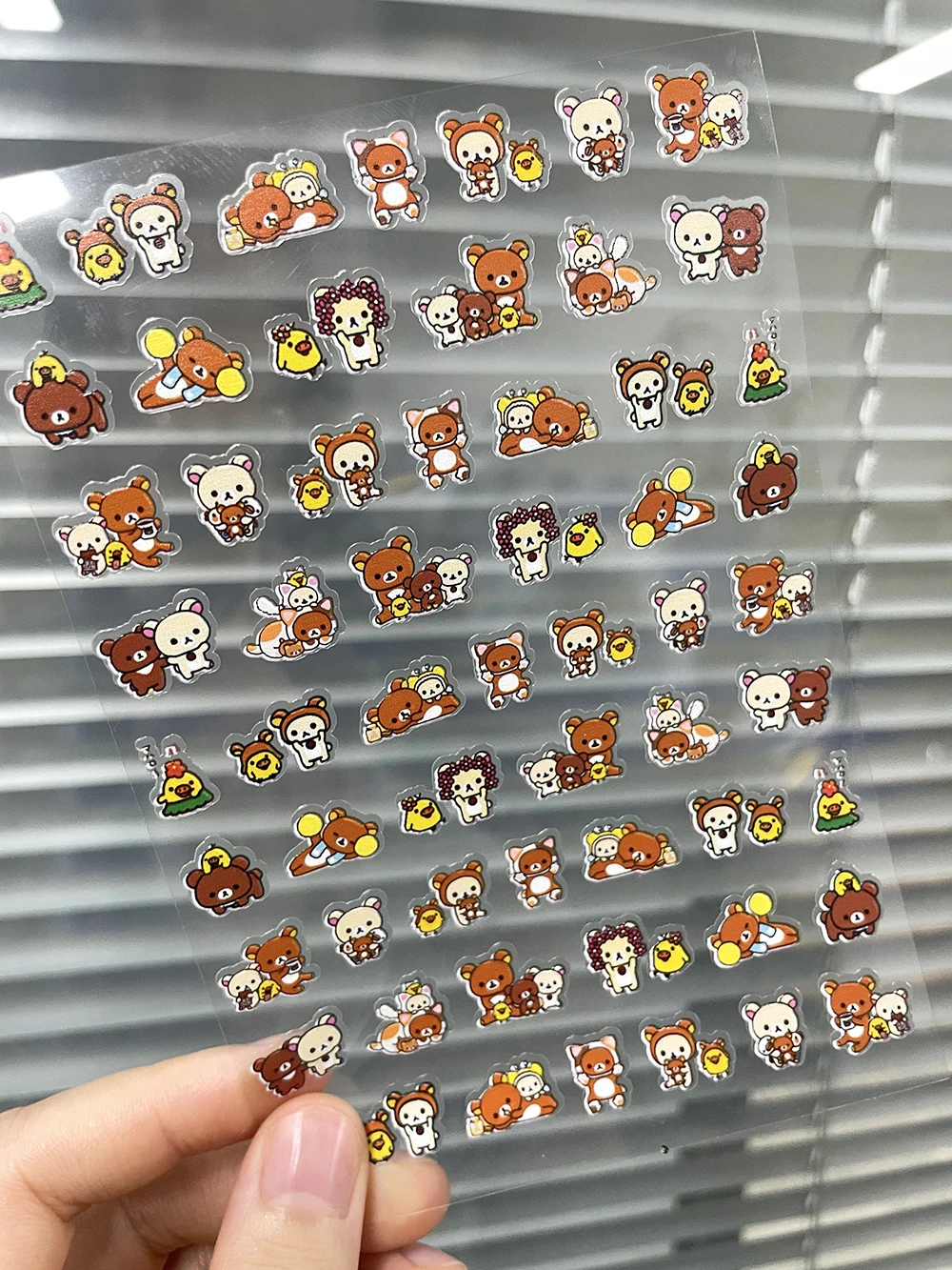 1 pièces Kawaii Mini Pvc Rilakkuma autocollants Nail Art bricolage bouteille d'eau Loptop Skateboard voiture casque boîte mignon autocollants ami cadeaux