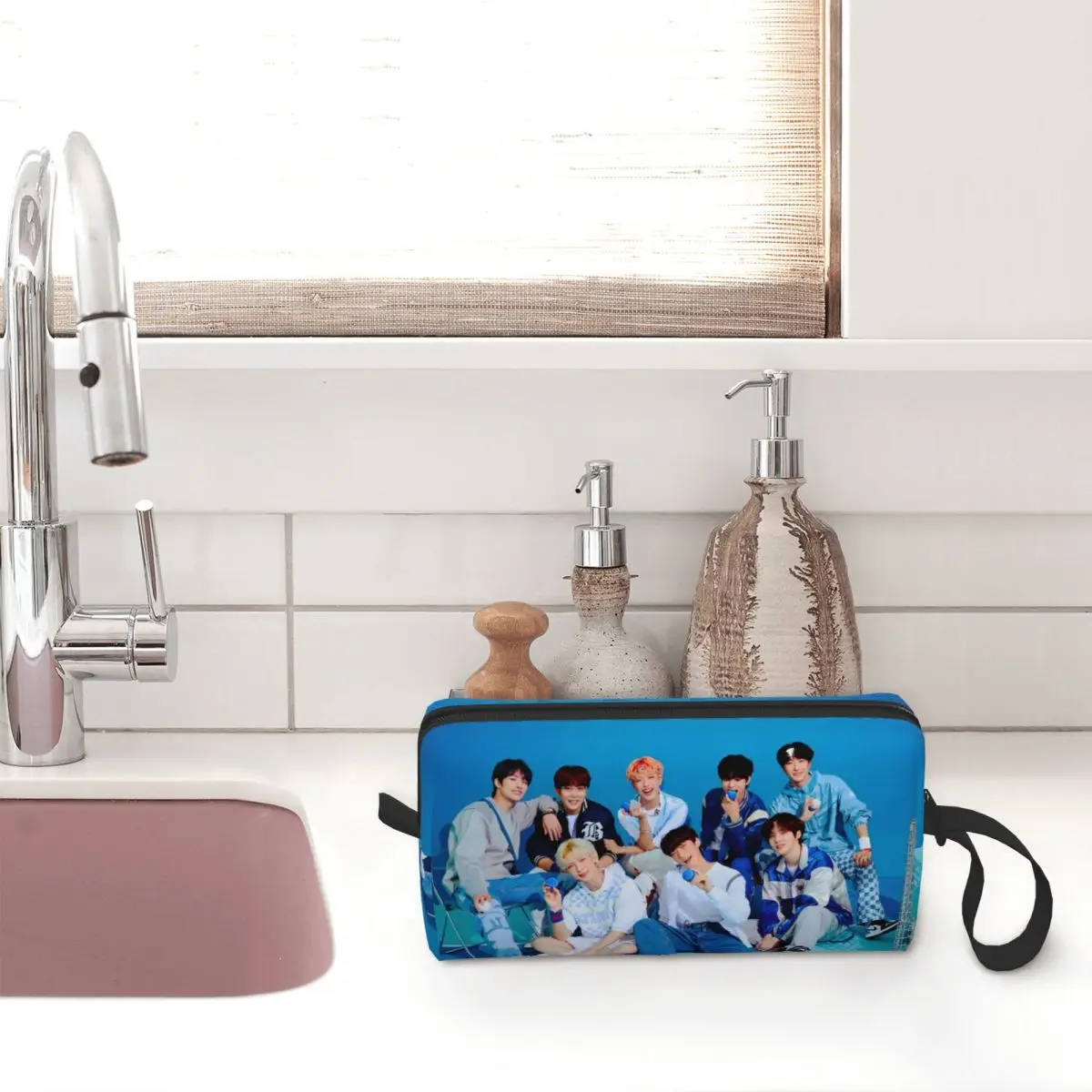 Kpop Star Singer Idol Large Makeup Bag Beauty Pouch Travel Cosmetic Bags A-ATEEZ ATINY Storage Bag for Unisex