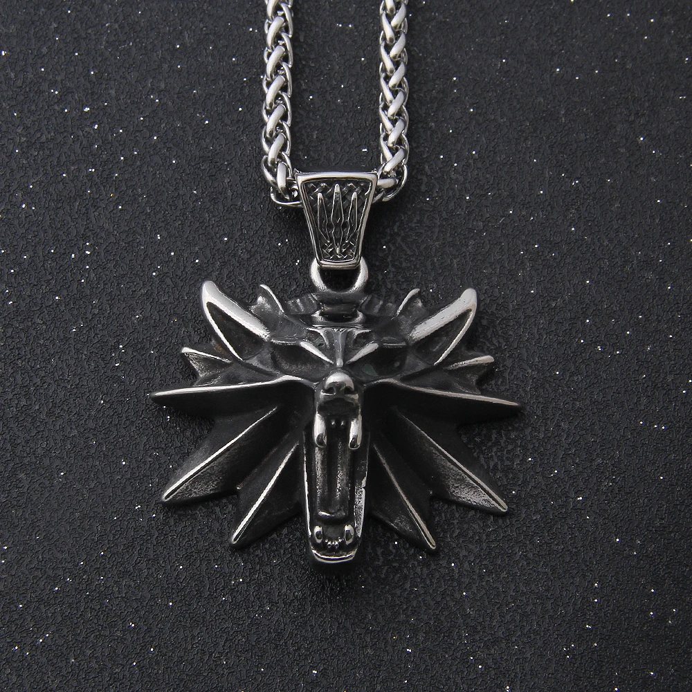 Stainless Steel the Wizard wolf head pendant necklace for Geralt with a The Wild Hunt 3 Figure Game