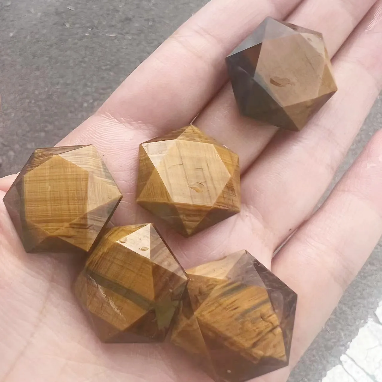 3CM Star of David tiger's-eye crystal hexagonal cross section quartz tiger's-eye jewelry natural crystal