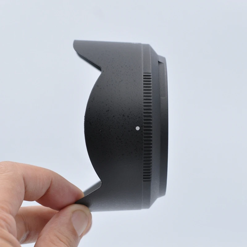 A28Q-62Mm Lens Hood…