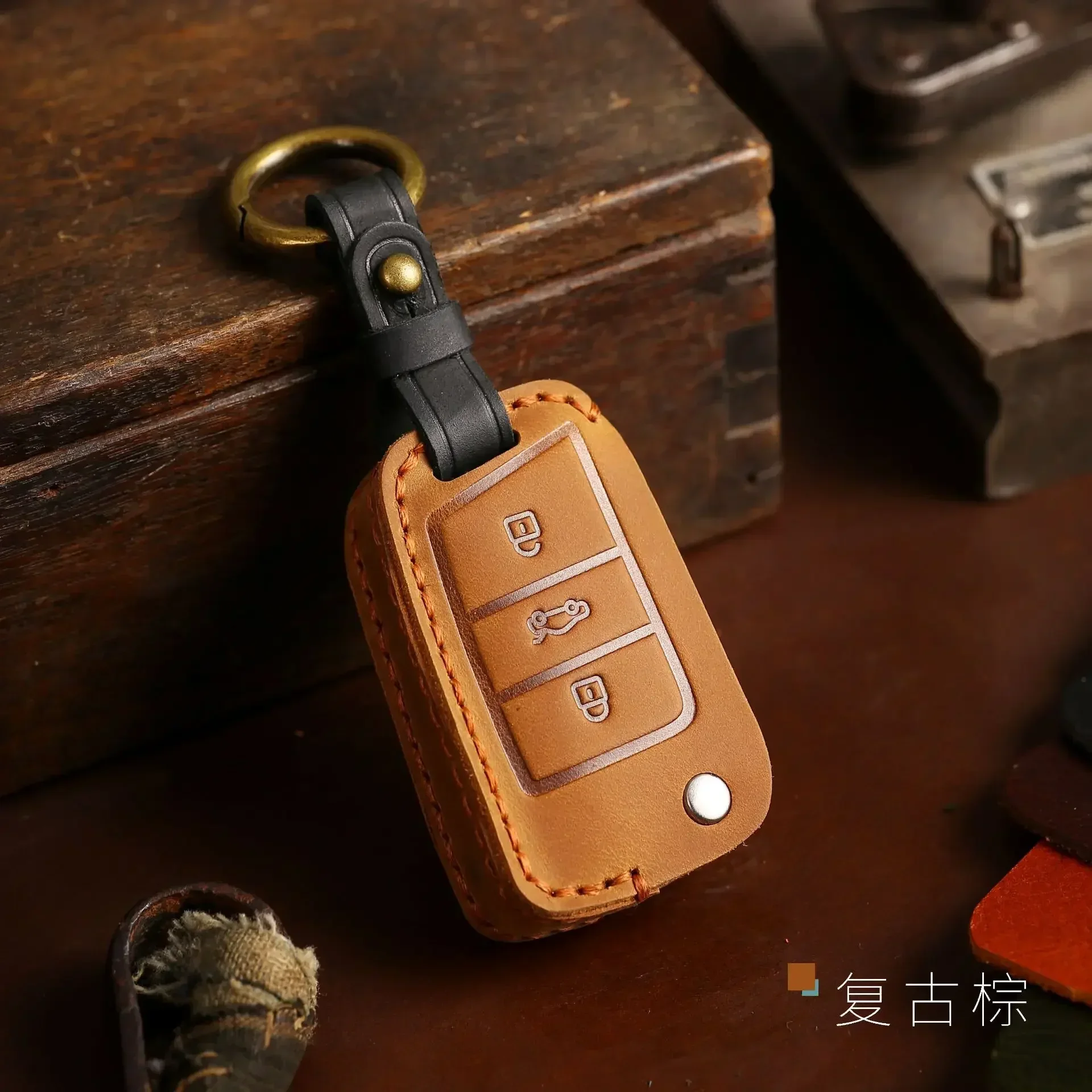 

Leather Car Key Case Cover Shell For Volkswagen PASSAT B8 Touran Yeti Polo Tiguan VW B5 Golf7 Gollf 7 MK7 Skoda Octavia Seat