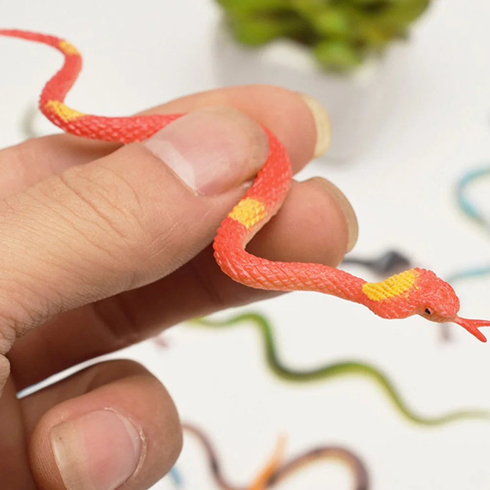 

6pcs Snake Vivid Realistic Simulation Figurine Decor Garden Prank Fake Snake Mini Teaching Equipment