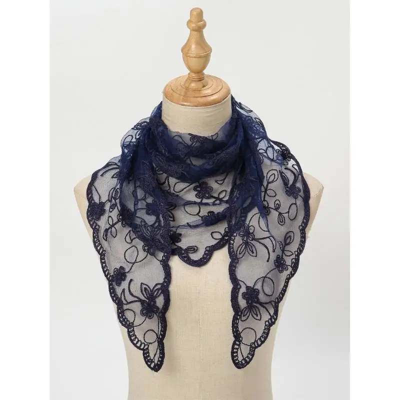 39BD Eleganter Spitze-Blumen-Mantilla-Schleier für die katholische Kirche, Vintage-Latin-Messe-Kopfbedeckungsschal, Blumenschal – Detail 7