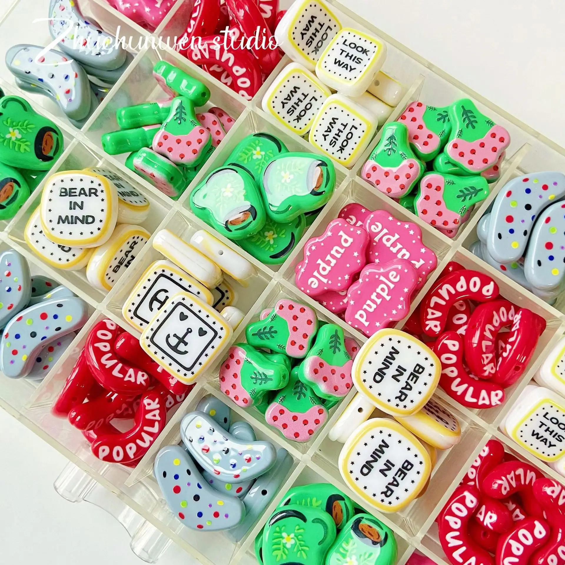 

Acrylic Animal Fun English Letter Polka Dot Anchor DIY Handmade Jewelry Materials Bracelet Accessories