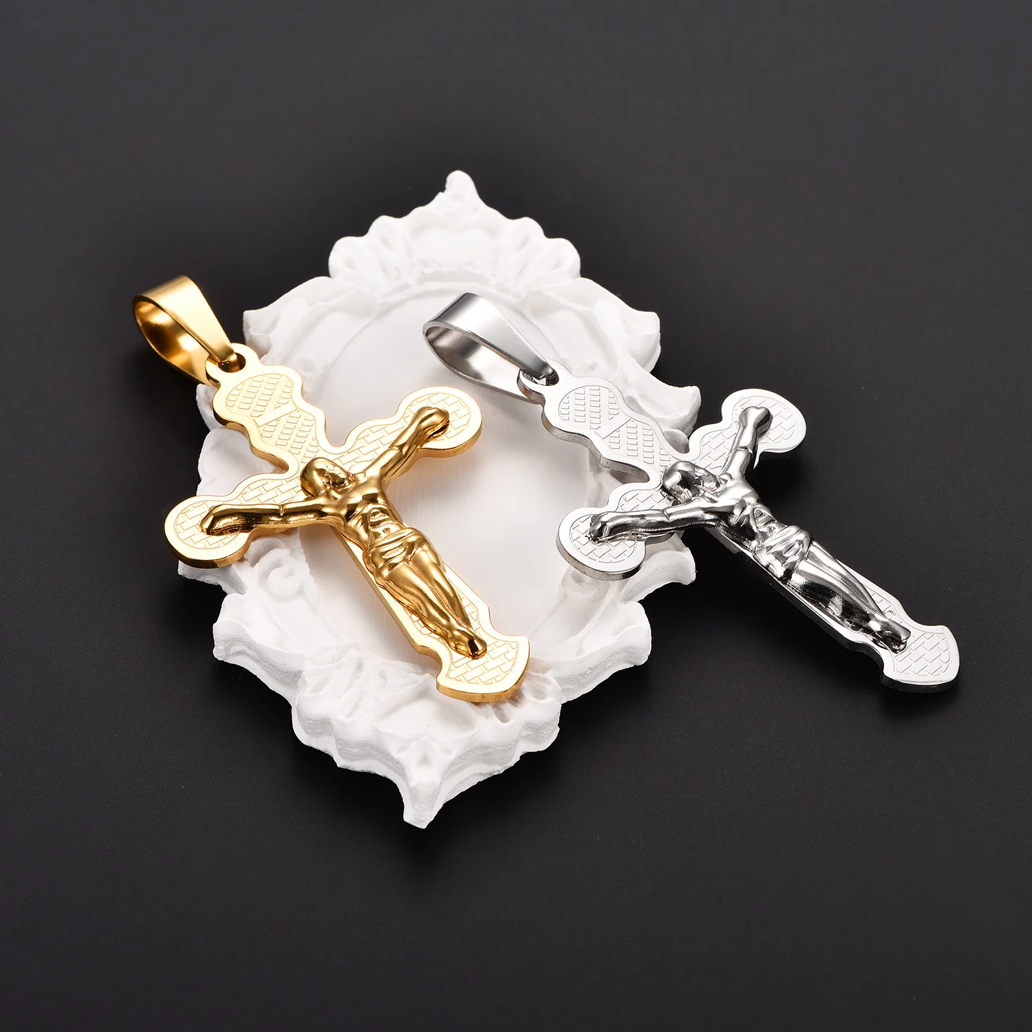 Herren Damen Kreuz Jesus Kruzifix Edelstahl Anhänger Silber Gold Farbe Religiöse Gebetsanhänger Kette Schmuck für DIY Halskette – Detail 4
