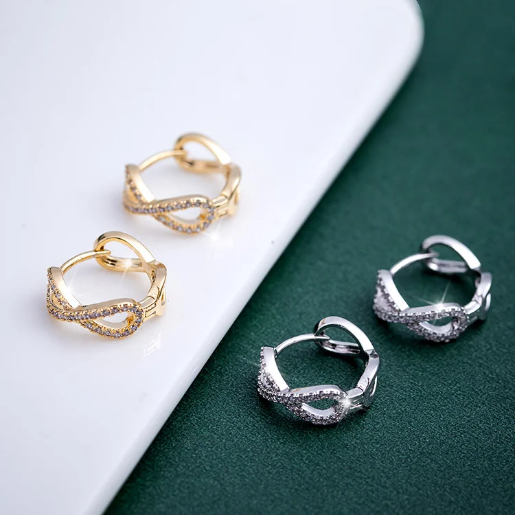 Модные Геометрические Квадратные циркониевые серьги-кольца, золотые металлические маленькие серьги с кристаллами и застежкой для ушей, ювелирные изделия для женщин