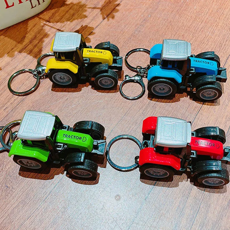 LLavero de juguete para coche de granja de simulación de aleación, colgante creativo y realista para coche de granja, mochila colgante para coche, regalos pequeños