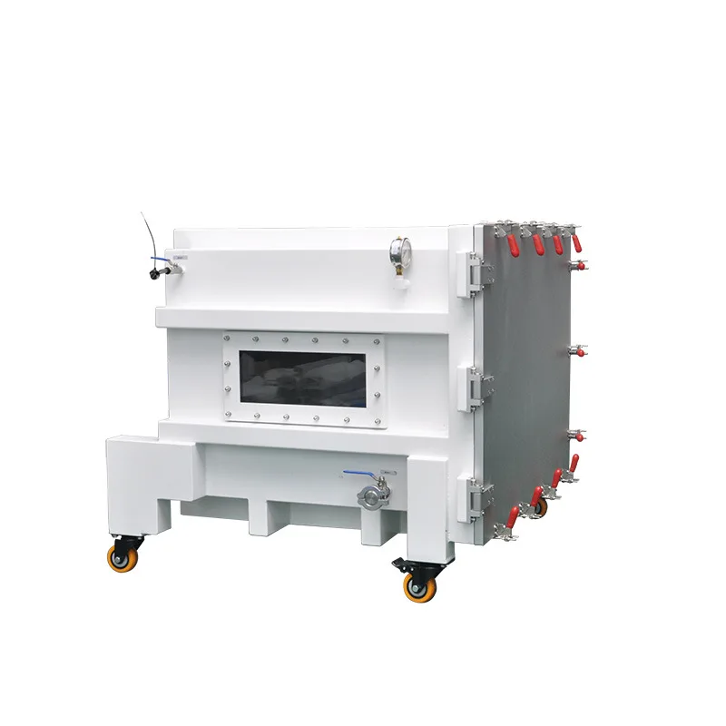 Negative pressure can be used in the optical industry to maintain 100-level cleanliness in the caster box with universal casters