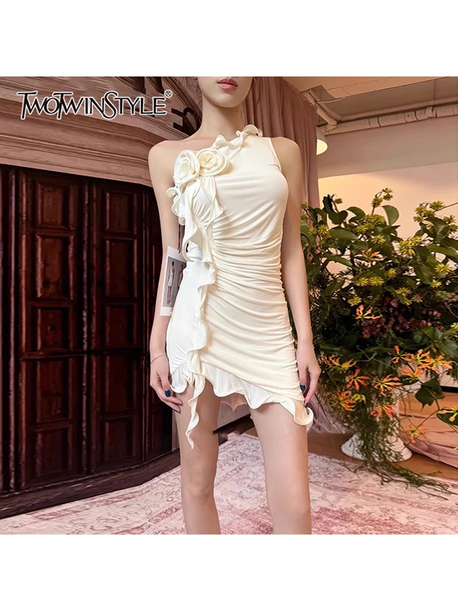 

TWOTWINSTYLE Solid Slimming Spliced Folds Dresses For Women Diagonal Collar Sleeveless High Waist Temperament Dress Female New