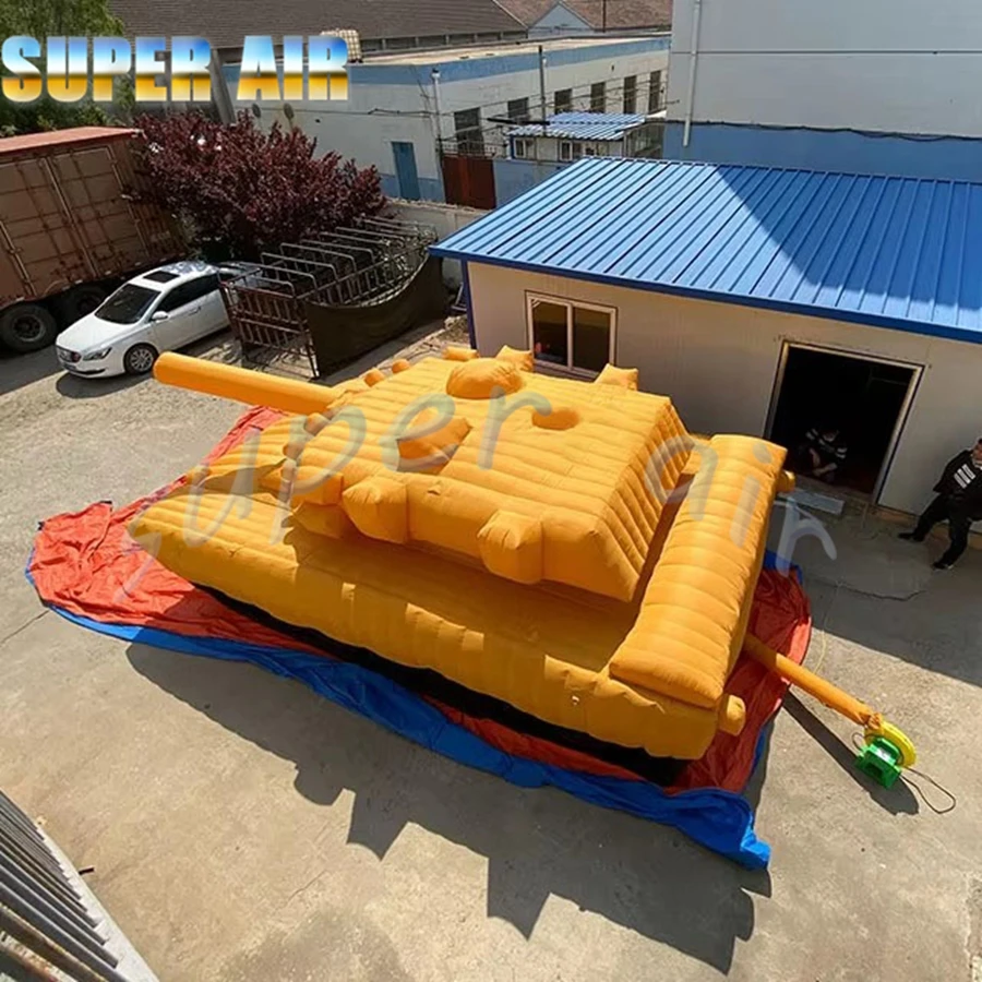 Réservoir gonflable de modèle de véhicule blindé de haute qualité en plein air avec ventilateur d'air à vendre