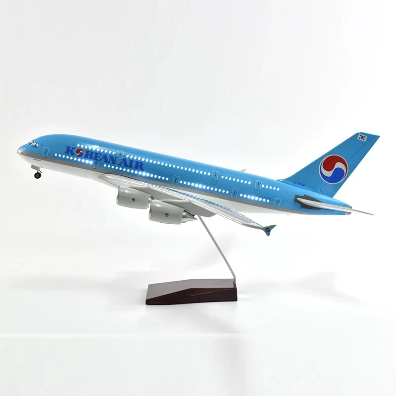 1:160 Scale Model Diecast Resin A380 Korean International Airline Aircraft With Light And Wheels For Collection Display Toys