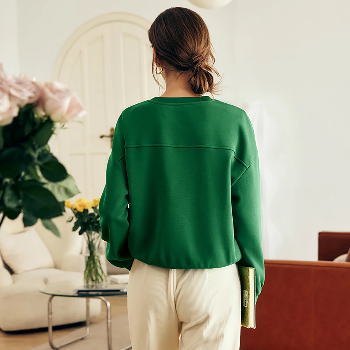 OLrain Women's French Sweatshirts 2025 Autumn O-neck Embroidered Pullovers Loose Fit Tops Commute Women's Clothing O56DR66139