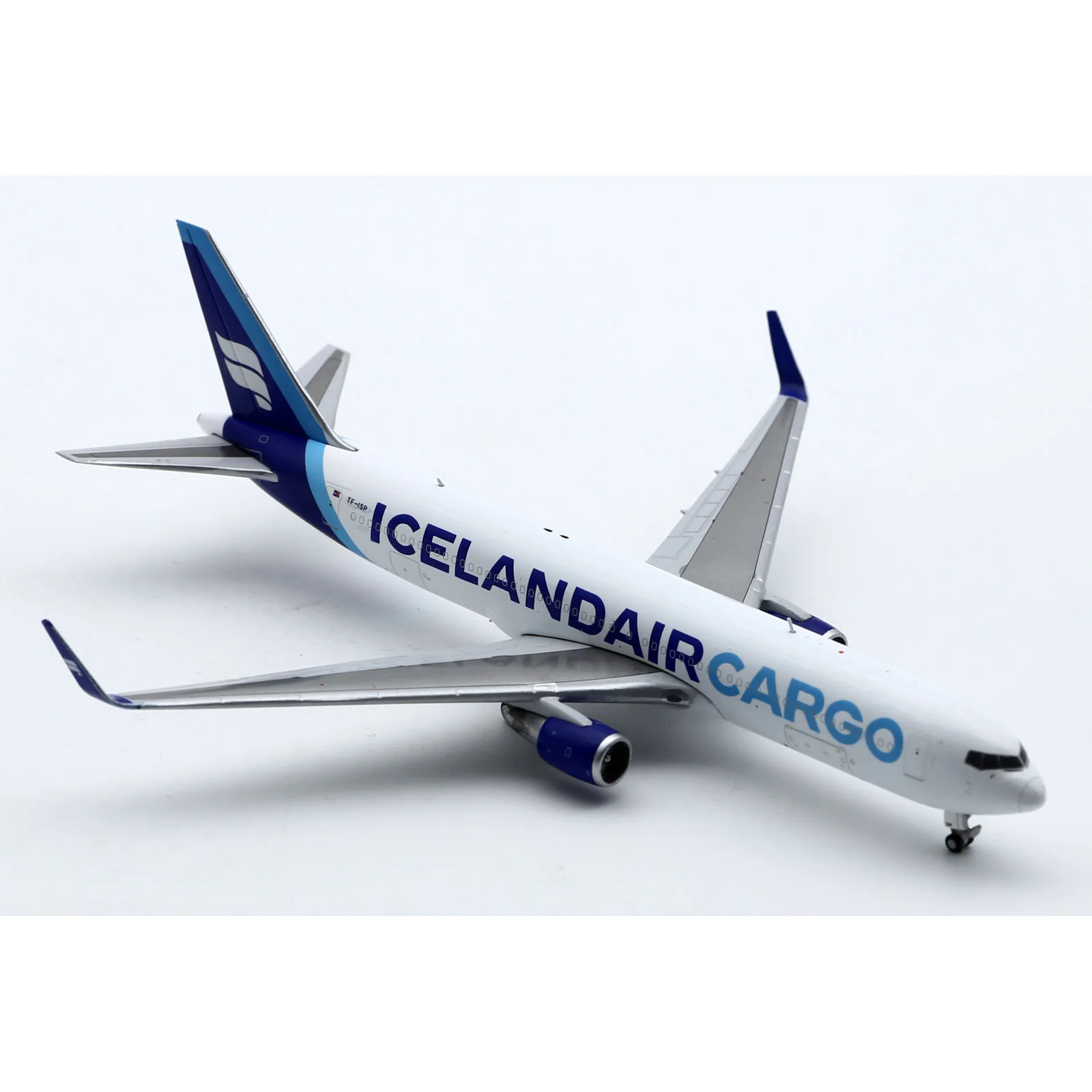 XX40172 Alloy Collectible Plane Gift JC Wings 1:400 Icelandair Cargo Boeing B767-300ER Diecast Aircraft Model TF-ISP With Stand