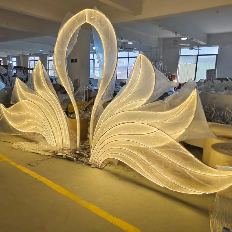 

Festival atmosphere light wedding decoration light ornament creative luminous simulation swan wedding background light decoratio