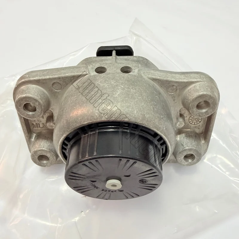 LR105970 - 1 Piece Left/Right Engine Mount For Land Rover Range Rover L405, Range Rover Sport L494 5.0 view 6