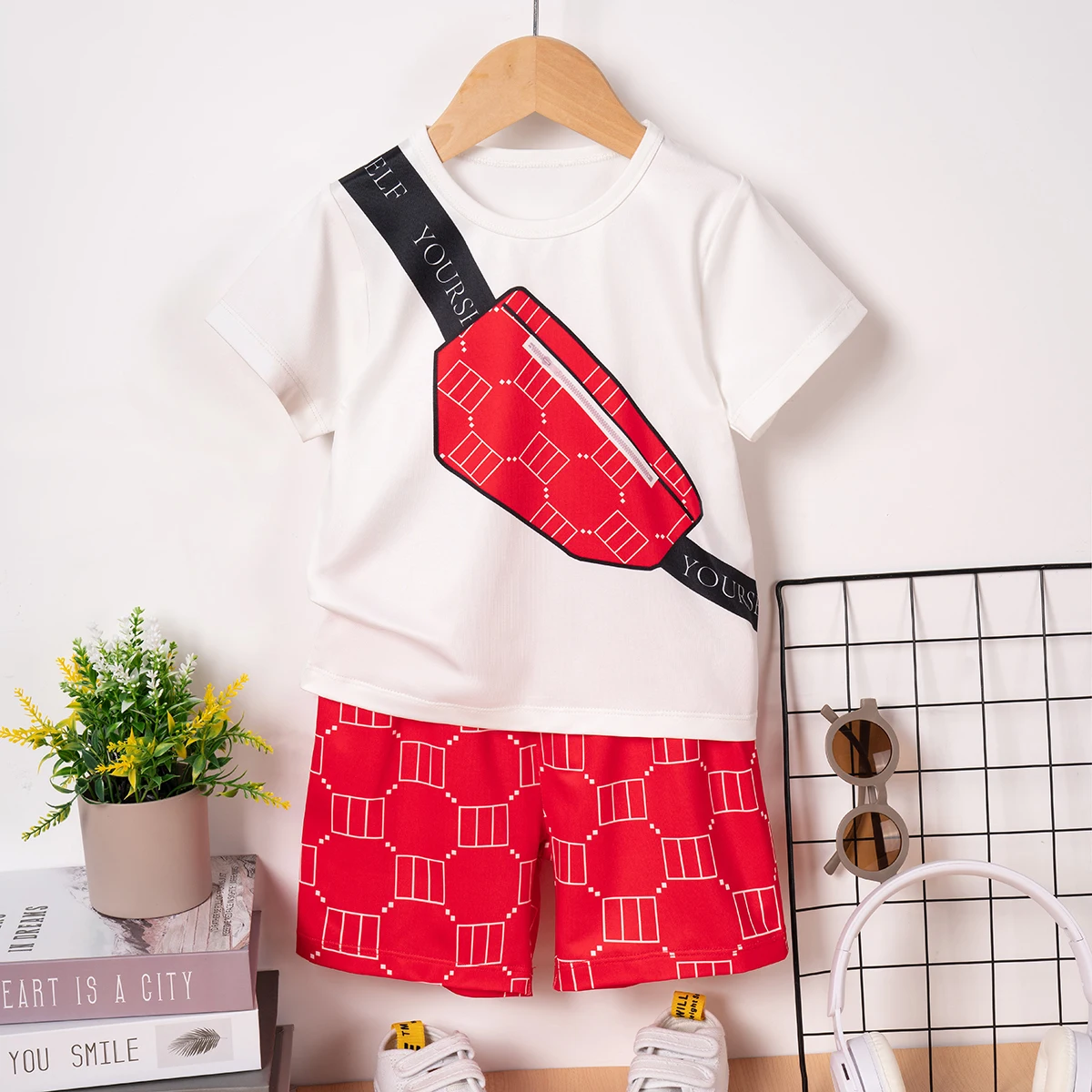 2024 Children's Set Summer Boys Short sleeved Shorts New Printed Crossbody Bag for Big Boys Casual Set