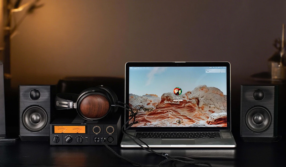 FiiO K15 سطح المكتب DAC ومضخم ضوت سماعة الرأس الراقية AKM DAC AK4497S * 2 مع شاشة لمس 3.93 بوصة 2.4G/5G ثنائي النطاق WIFI مخصص