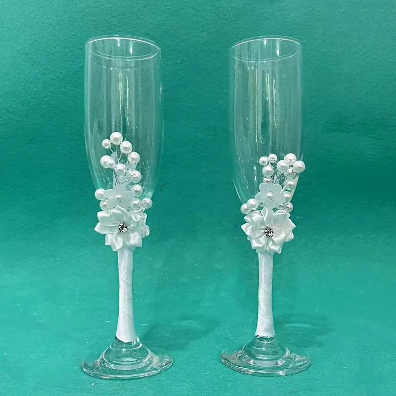 

Флейты для шампанского премиум-класса, набор из 2 предметов, идеально подходит для тостов на свадьбу, вечеринок или романтических ужинах, вневременной конструкции!