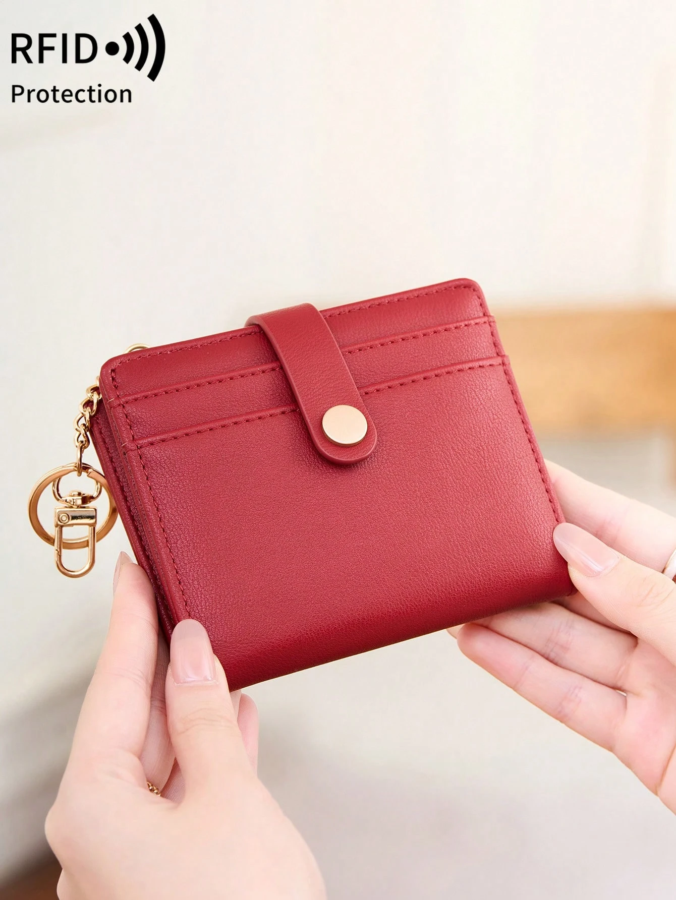 

Ультратонкий женский кошелек с RFID-защитой, двойной складной держатель для кредитных/пропускных карт, минималистичный короткий кошелек на молнии для монет с брелоком - красный