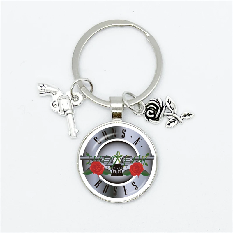 New Creative Keychains Holder Guns N Roses Rock Band Pendant Round Key Chain Punk Guns and Roses Band Sign Keyring Gift