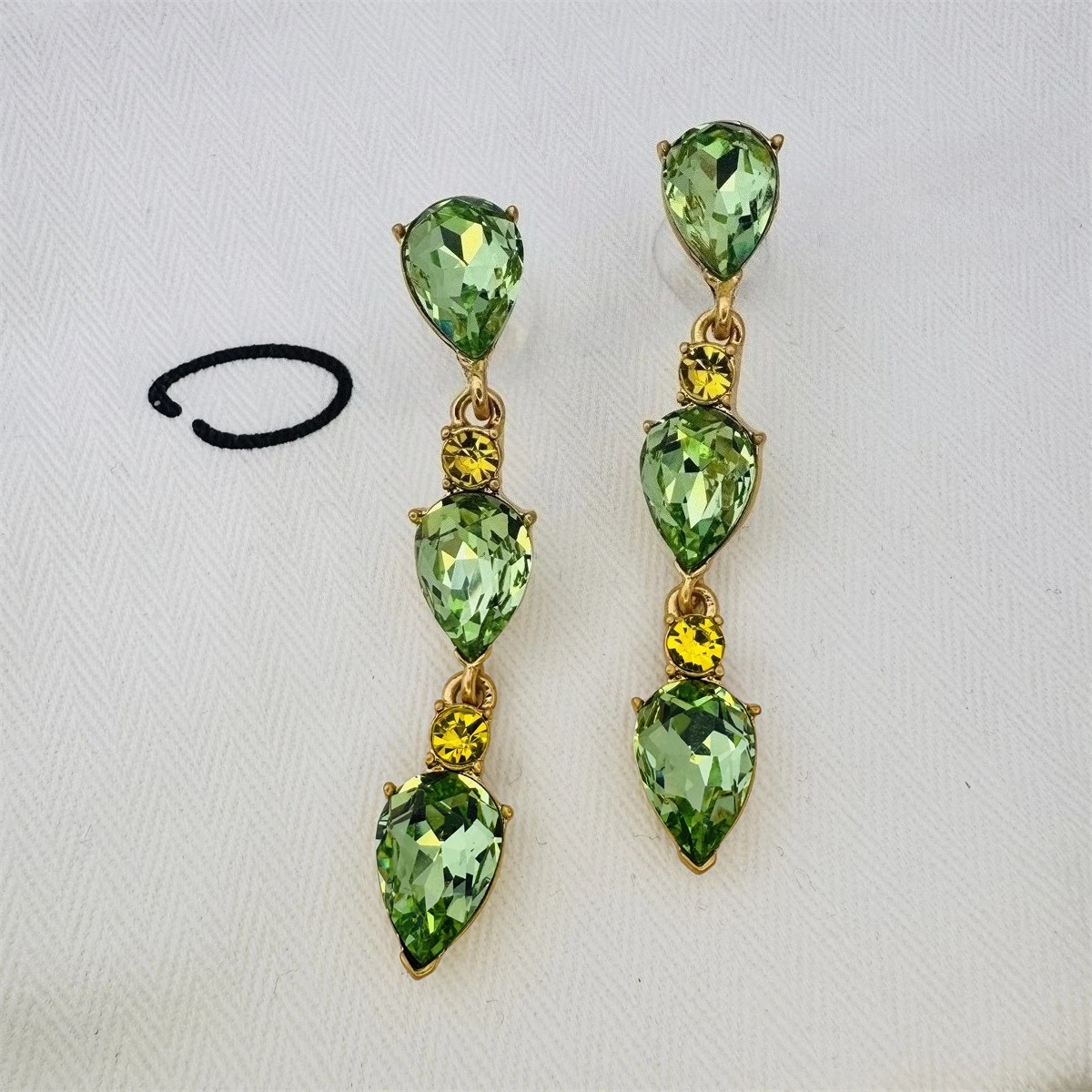 Vintage Gold -plated Long Teardrop Crystal Drop Stud Earrings with Round Rhinestones, Elegant Women Party Ear Jewelry Gift