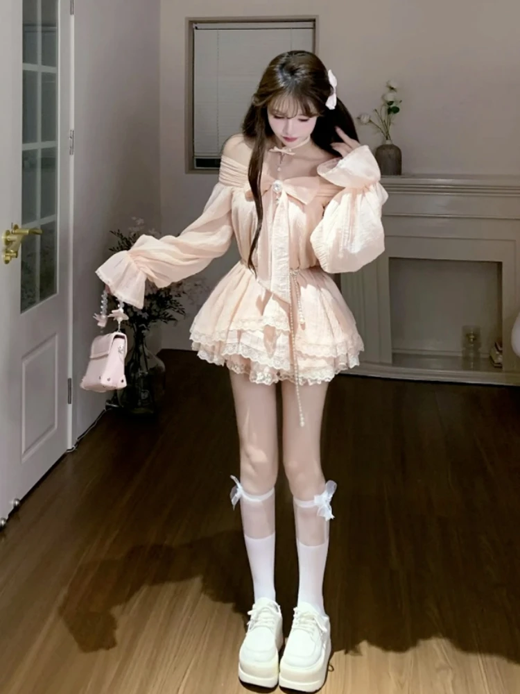 Autunno Nuovo Dolce Kawaii Sottile Set da 2 pezzi Donna Moda Manica lunga Fiocco in pizzo Top Donna Chic Patchwork Design Gonna corta Abiti