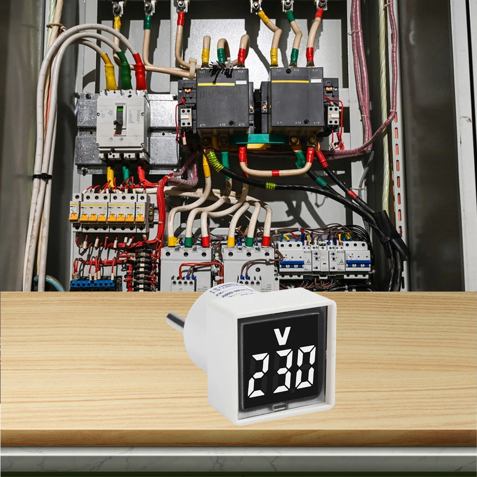 Low-Light Conditions Digital AC Voltmeter 30.4*30.4*51.2mm Dust-Resistant Easy Installation Energy-Efficient Design