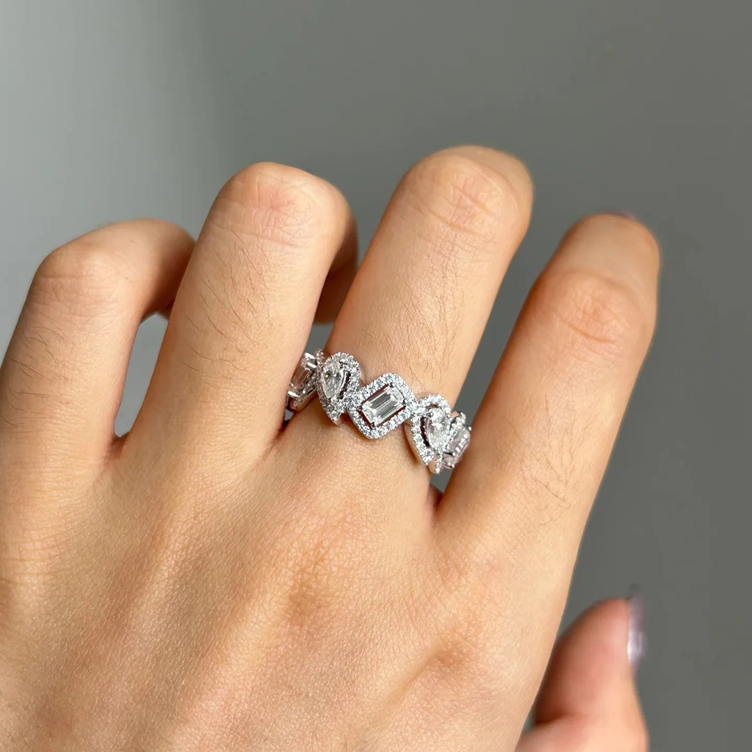 خاتم زفاف نسائي من الفضة الإسترليني عيار 925 مطلي بالذهب على شكل قطرة الماء مربعة من الألماس بالكامل